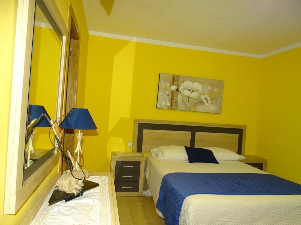 Hostal Nuevo Alonso Bembribe Exteriör bild