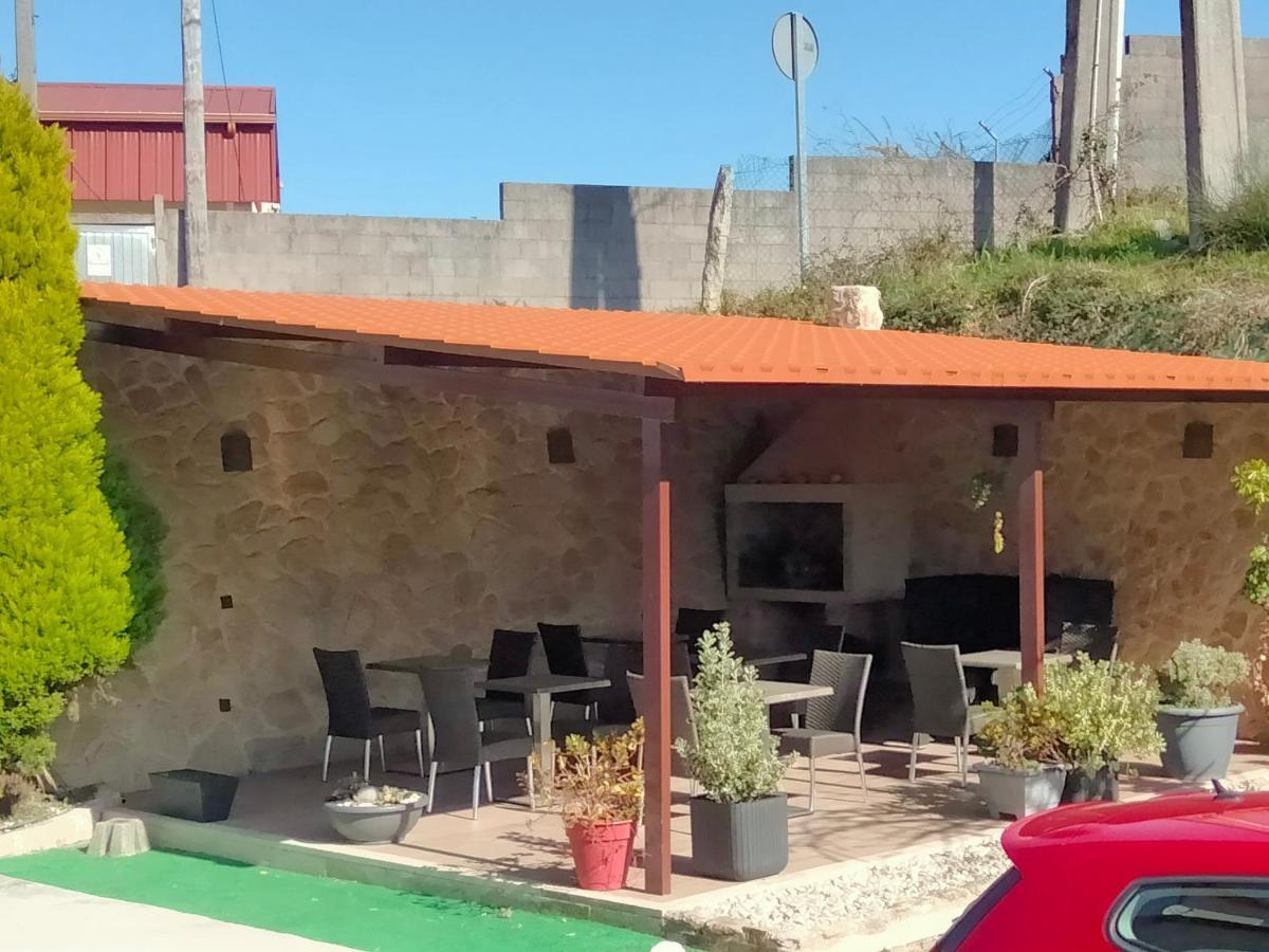 Hostal Nuevo Alonso Bembribe Exteriör bild
