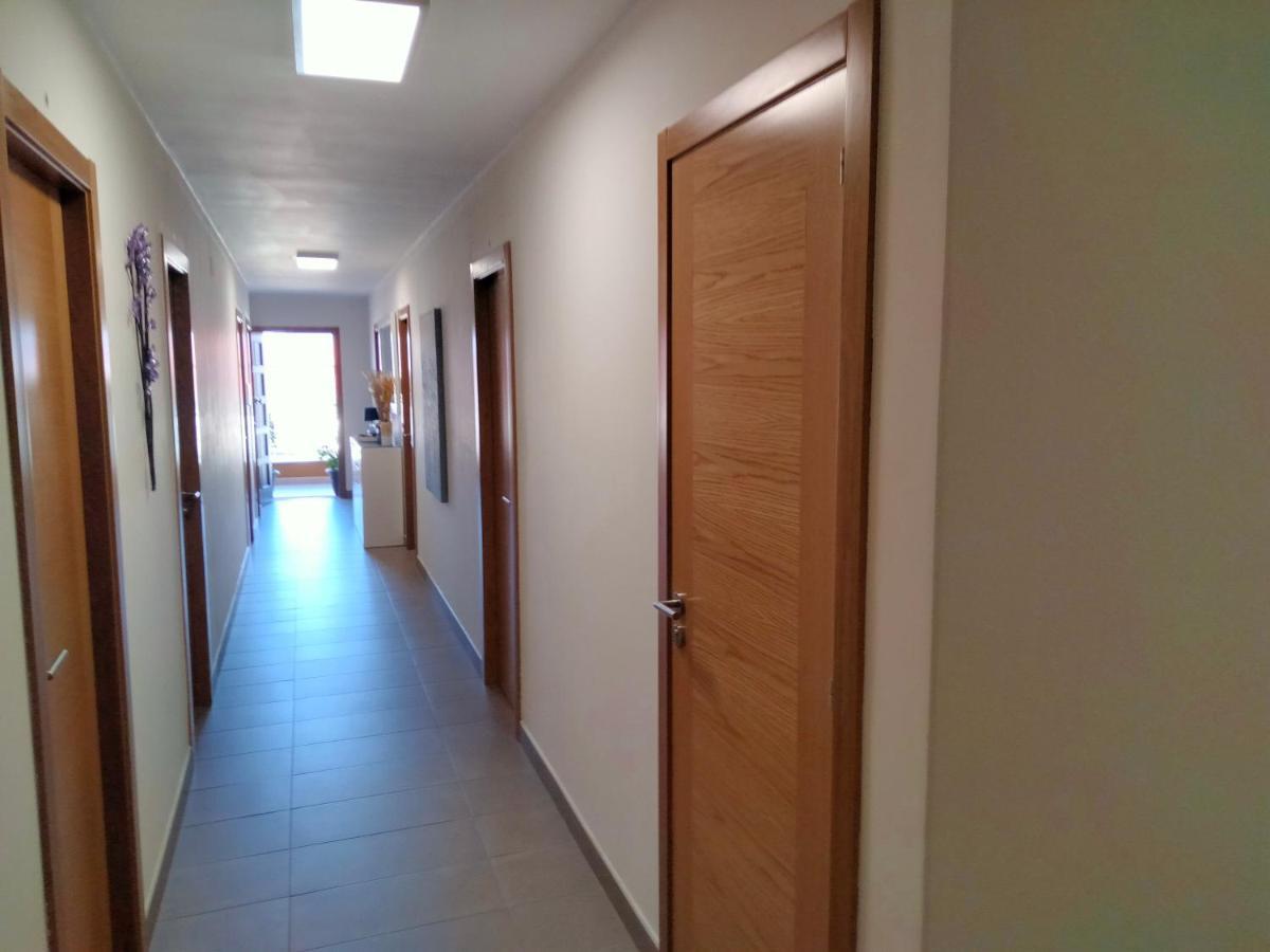 Hostal Nuevo Alonso Bembribe Exteriör bild