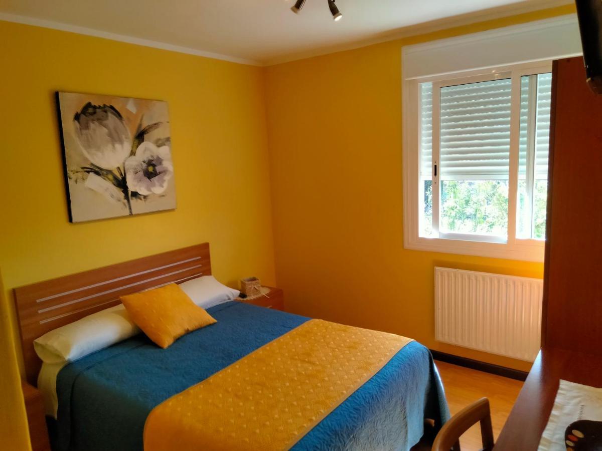 Hostal Nuevo Alonso Bembribe Exteriör bild