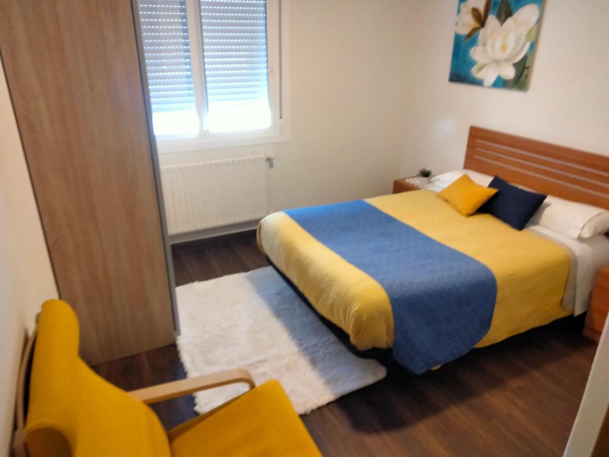 Hostal Nuevo Alonso Bembribe Exteriör bild